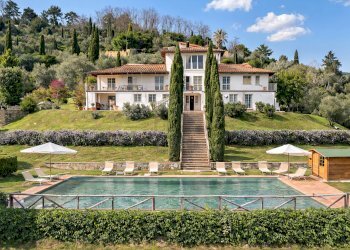 Villa in vendita con piscina e vista spettacolare - Villa Via della Chiesa X 466, Lucca - foto 1