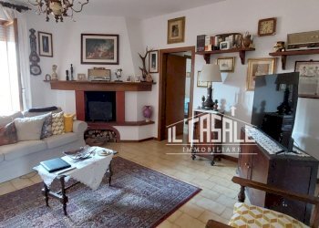 5contea.jpg - Appartamento Dicomano - foto 5