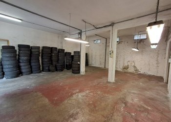 20260123_113936.jpg - Capannone Via del Molino, Pelago - foto 2