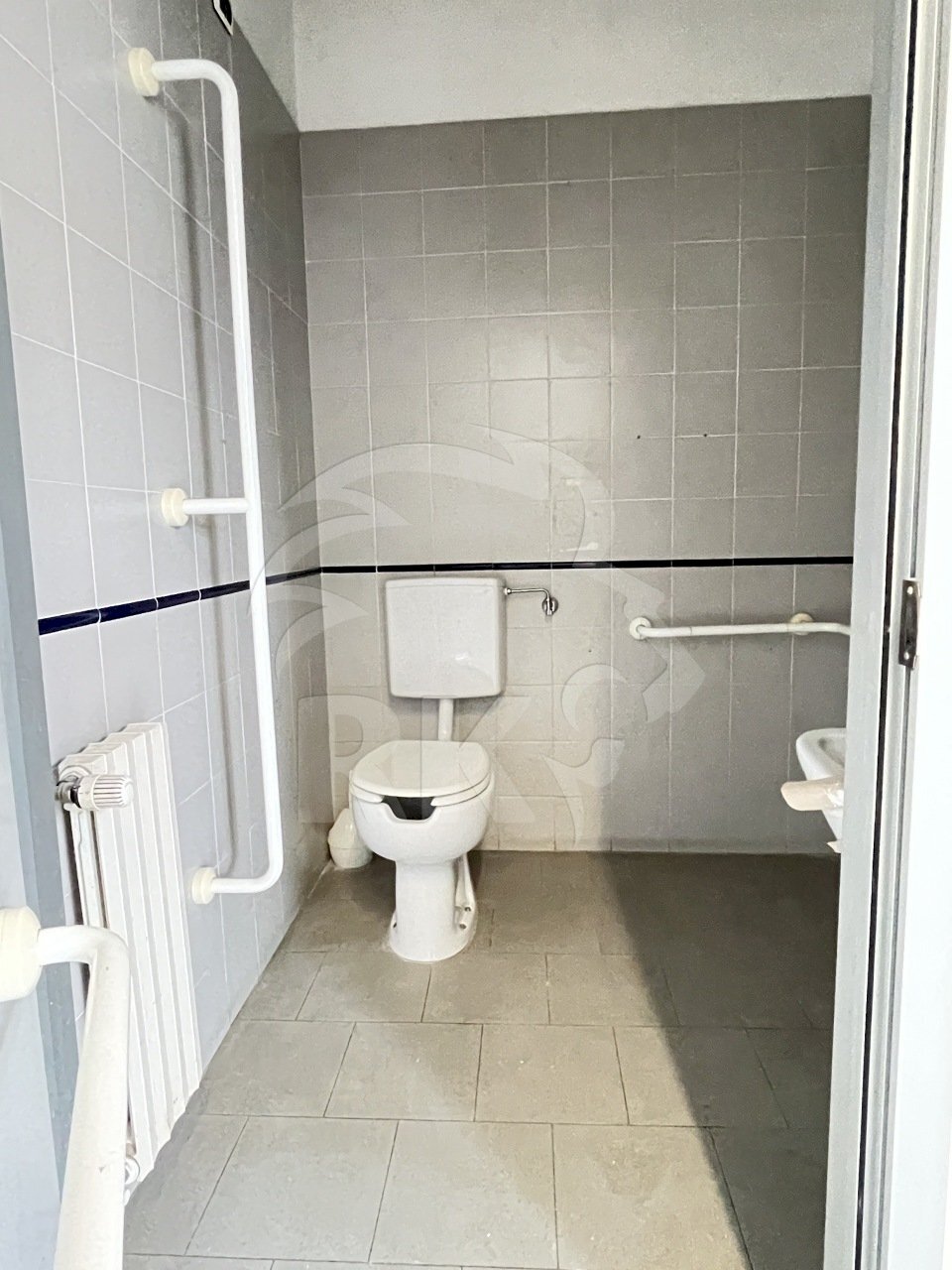 IMG_9634.JPG - Laboratorio via gobetti 52, Bologna (zona Bolognina) - foto 3