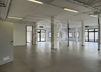 IMG_9607.JPG - Laboratorio via gobetti 52, Bologna (zona Bolognina) - foto 7