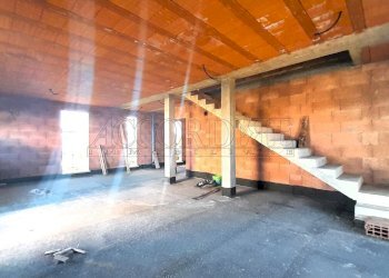 20241031_104447.jpg - Casa indipendente Campodoro - foto 2