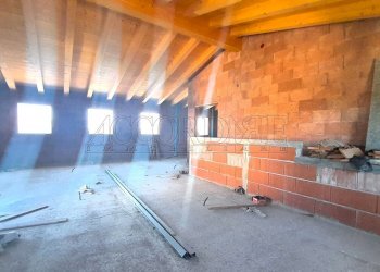 20241031_104617.jpg - Casa indipendente Campodoro - foto 8