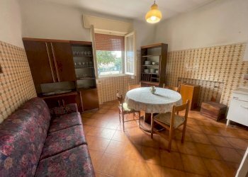 Gemini_Generated_Image_ghsxarghsxarghsx.png - Porzione di casa Via Don Lorenzo Milani 4, Novafeltria - foto 6