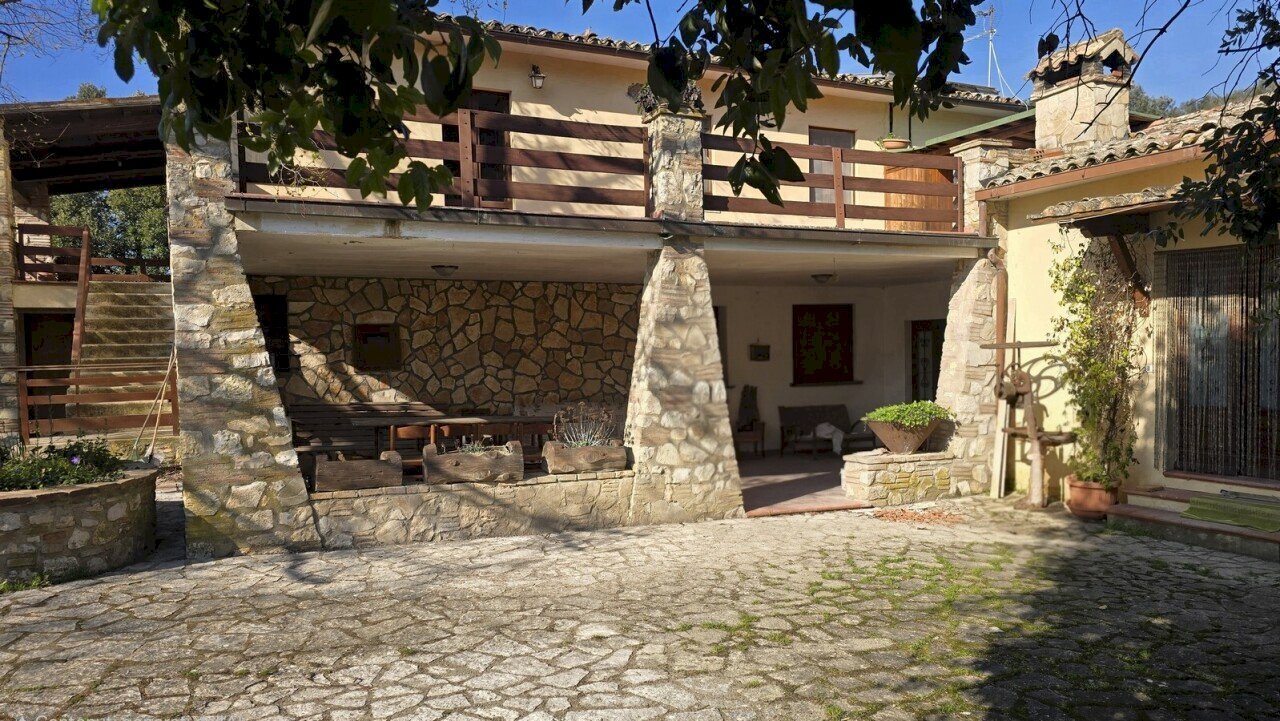 PORCH (1).jpg - Casale Via di Carnano 8, Montecchio - photo 2