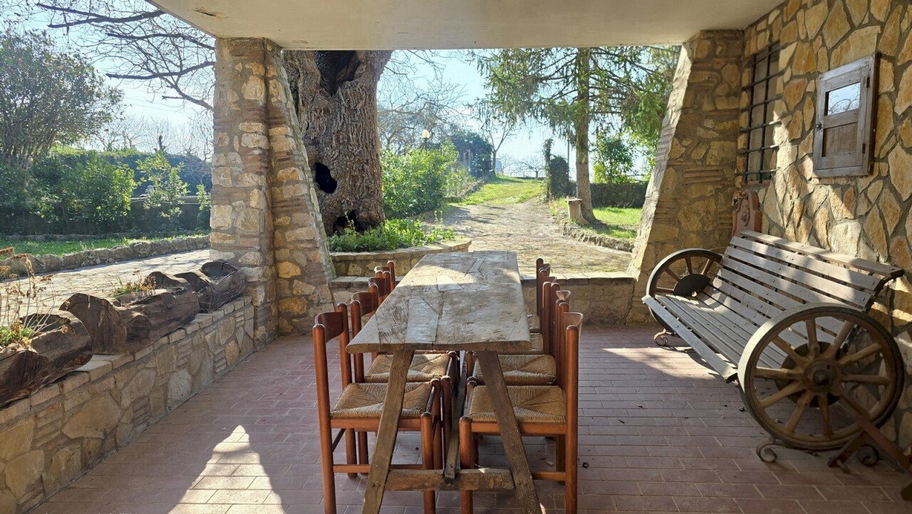 PORCH (2).jpg - Casale Via di Carnano 8, Montecchio - photo 3