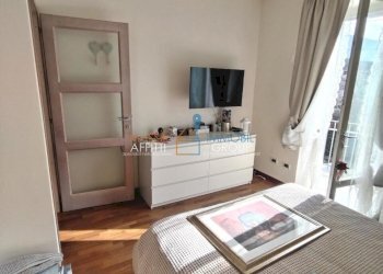 19.jpg - Porzione di casa Via Benedetto Croce 14, Massa - foto 17