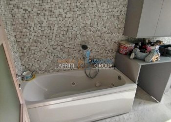 24.jpg - Porzione di casa Via Benedetto Croce 14, Massa - foto 20