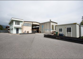 Schermata 2018-05-17 alle 17.16.11.png - Locale Commerciale Via Emilia 1062, Seravezza - foto 1