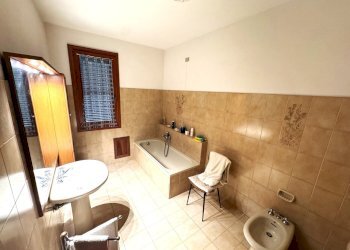 bagno - Villa Strada Vicinale la Saccia Castagneta, Vernio - foto 24