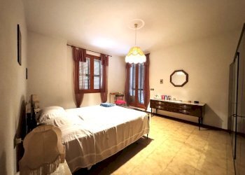 camera da letto - Villa Strada Vicinale la Saccia Castagneta, Vernio - foto 26