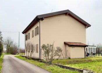 IMG_5103.jpg - Three-room apartment Via Olmi, Chiari - photo 2