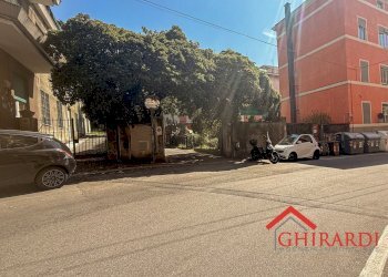 2.4 ACCESSO.jpg - Posto Auto Via San Tomaso d'Aquino, Genova (zona Sestri Ponente) - foto 8