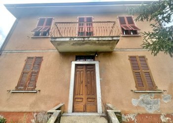 32895220-3804-4b04-9716-85fee4f902f4.jpg - Casa indipendente Sarzana - foto 3