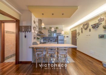 Trilocale in vendita a Novara, Torrion Quartara - Attico Via Isabella Leonarda sn, Novara - foto 2