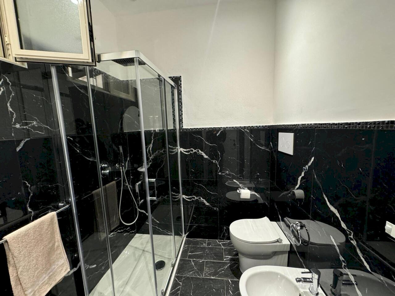 02db5fc7-cb28-4318-9e49-ea09530979a2.jpg - Two-room apartment Via Colonna Rotta, Palermo - photo 1