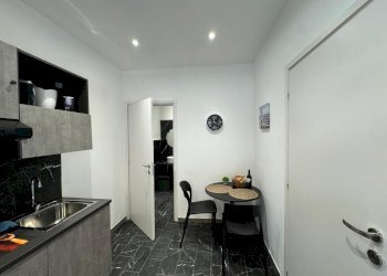 54b57c23-b3bd-4e7b-ac87-f99f9d84b75f.jpg - Two-room apartment Via Colonna Rotta, Palermo - photo 9