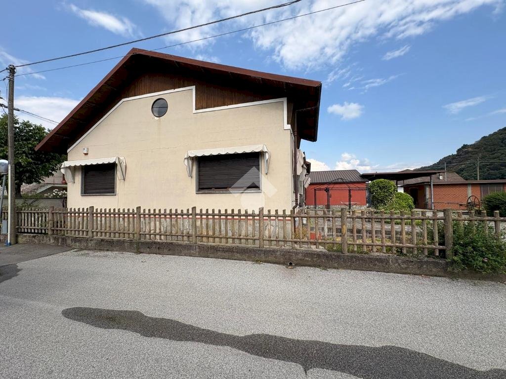 Independent house Via Foscolo, Cavour - photo 3