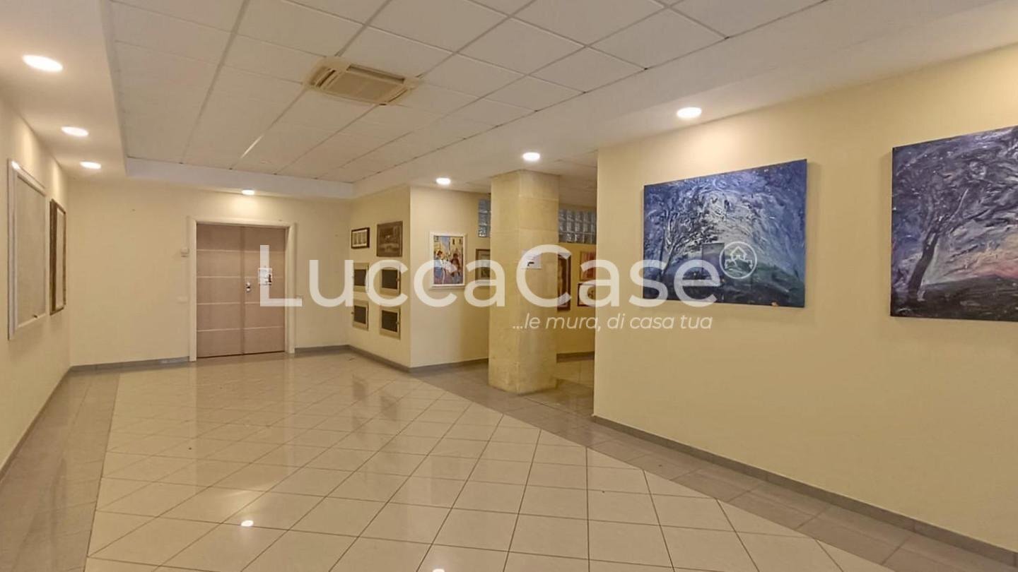 Office Lucca (neighborhood Mugnano) - photo 2