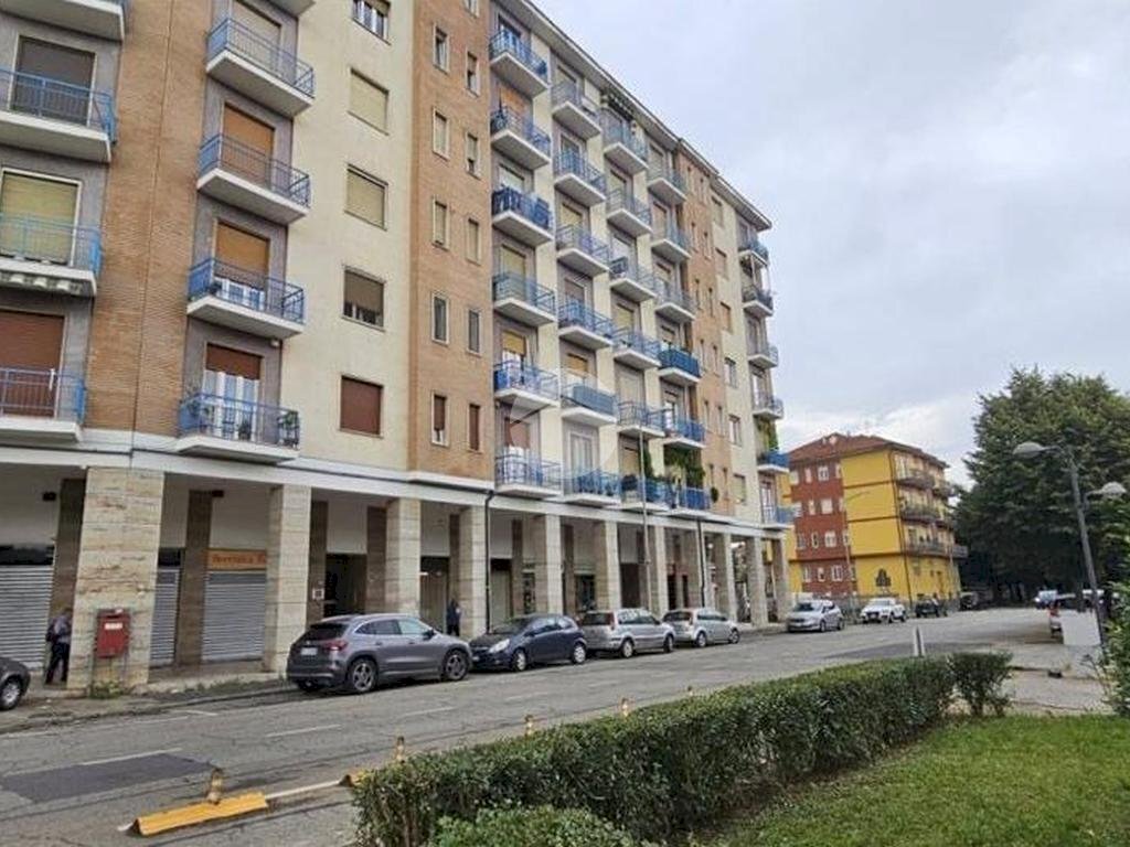 Bilocale Viale Barbaroux, Carmagnola - foto 1