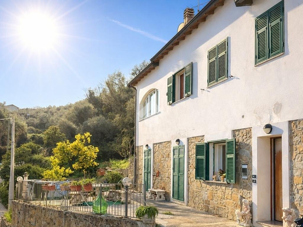 Villa Via Monsignor Bartolomeo Tornatore, Dolceacqua - photo 1