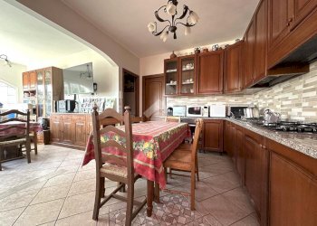 Villa Via Monsignor Bartolomeo Tornatore, Dolceacqua - photo 3