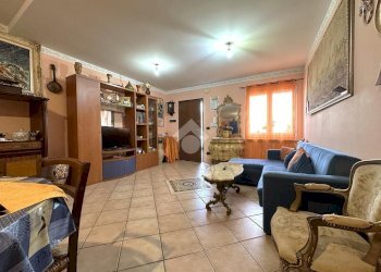 Villa Via Monsignor Bartolomeo Tornatore, Dolceacqua - photo 8