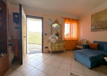 Villa Via Monsignor Bartolomeo Tornatore, Dolceacqua - photo 10