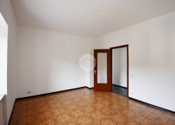 Three-room apartment Via Castellamonte, Banchette - photo 10