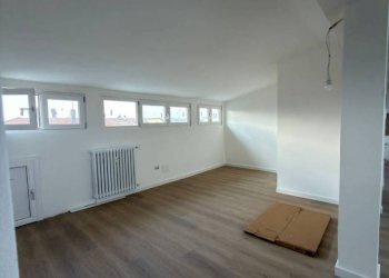 Attic Via caboto, Modena - photo 3