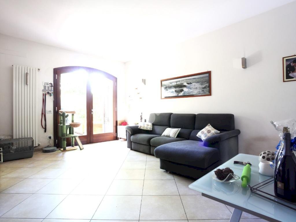 Portion of a house Via Bacciliera, Calderara di Reno - photo 1