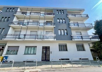 Three-room apartment Via Giacinto Pullino, Castellamonte - photo 1