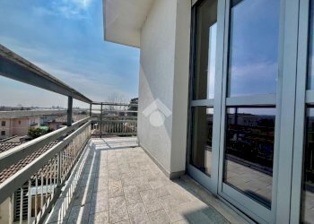 Three-room apartment Via Giacinto Pullino, Castellamonte - photo 2