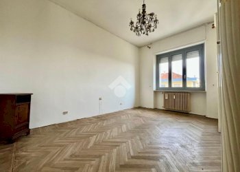 Three-room apartment Via Giacinto Pullino, Castellamonte - photo 3