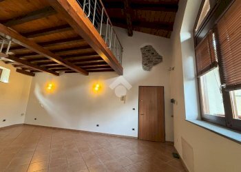 Four-room apartment Vicolo delle Coste III, Lanzo Torinese - photo 3