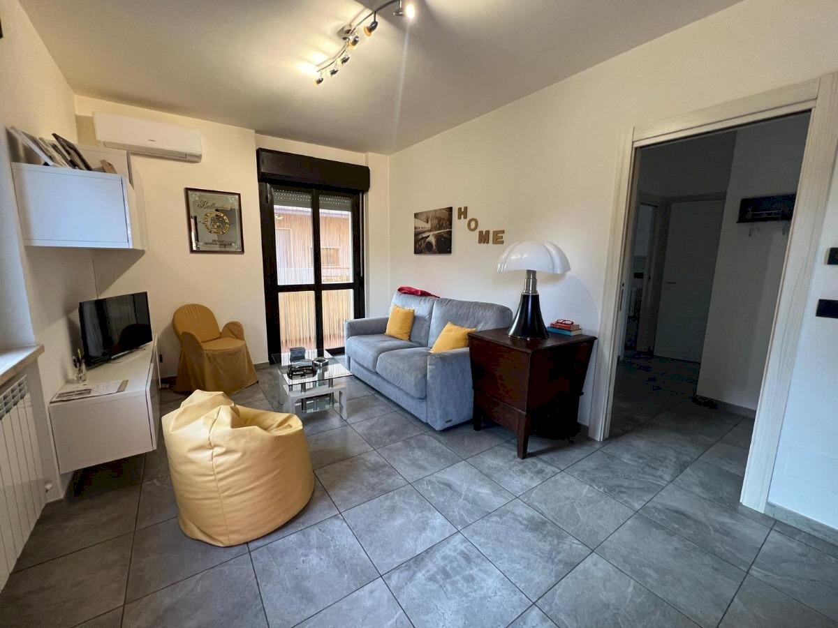 Three-room apartment Banchette - photo 2
