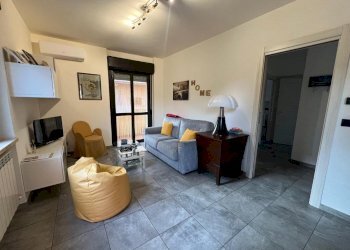 Three-room apartment Banchette - photo 6