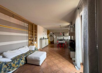 Quadrilocale Via Capitano Moggio, Revello - foto 1