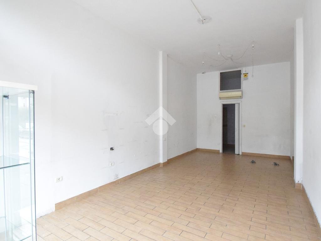 Shop Via Sicilia, Riccione - photo 1