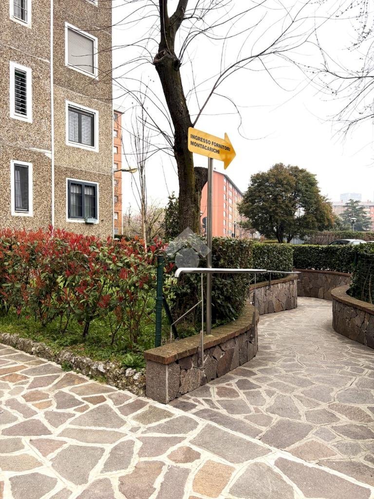 Trilocale Via Borsa Mario, Milano (zona Gallaratese) - foto 2