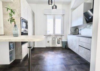 Quadrilocale Via Guido Riccio Fogliani, Reggio nell'Emilia - foto 4