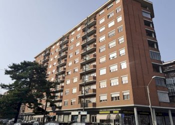 Trilocale Torino Piazza Basilicata 2, Nichelino - foto 2