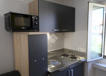 One-room apartment Via Andrea Provana, Torino (neighborhood Centro) - photo 4