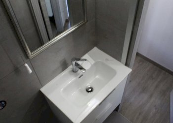 One-room apartment Via Andrea Provana, Torino (neighborhood Centro) - photo 17