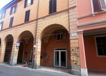 Ufficio Via Parigi, 11, Bologna (zona Centro Storico) - foto 1