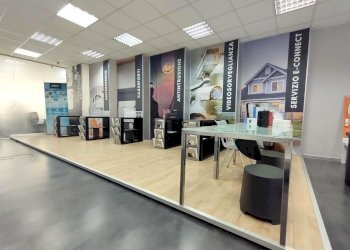 Locale Commerciale Località Grand Chemin, Saint-Christophe - foto 5