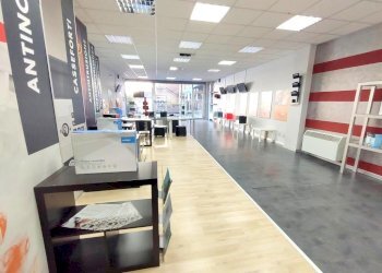 Locale Commerciale Località Grand Chemin, Saint-Christophe - foto 6