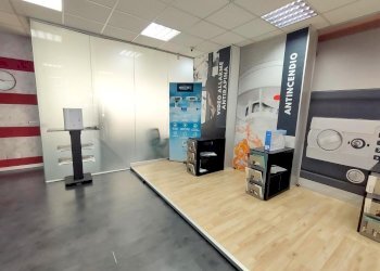 Locale Commerciale Località Grand Chemin, Saint-Christophe - foto 8