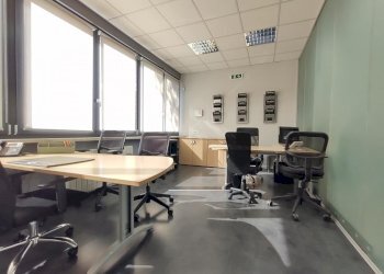 Locale Commerciale Località Grand Chemin, Saint-Christophe - foto 10