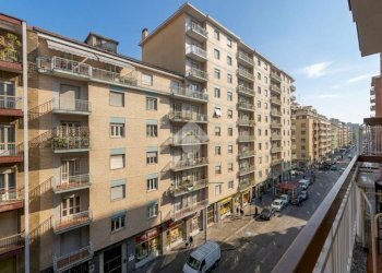 Trilocale Via S. Marino, Torino (zona Santa Rita) - foto 1